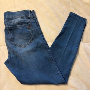 Democracy Women's Skinny Jeans - Medium Blue